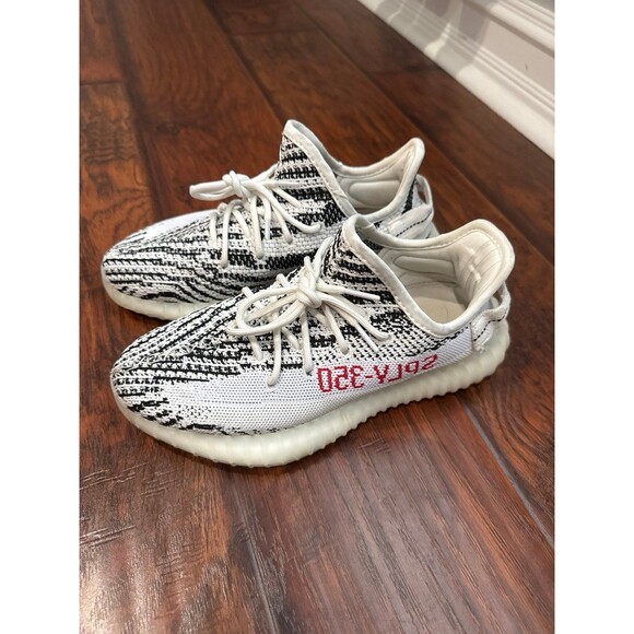 Men's Adidas Yeezy Boost 350 V2 Zebra mens 5.5